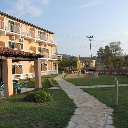Seabird Hotel Moraḯtika Ngoại thất bức ảnh
