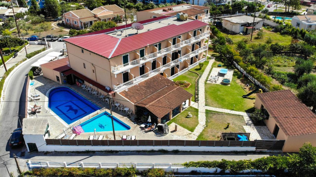 Seabird Hotel Moraḯtika Ngoại thất bức ảnh