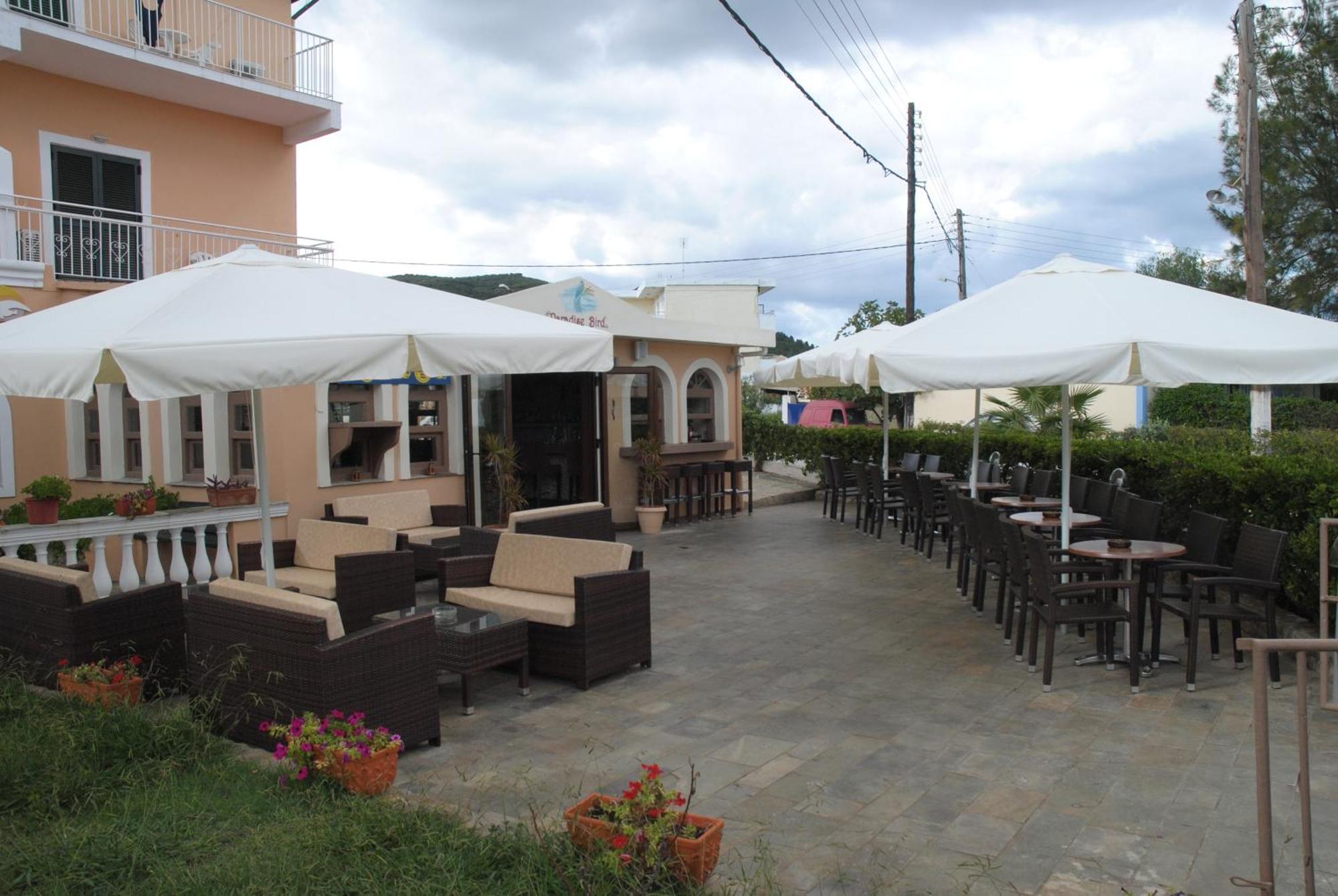 Seabird Hotel Moraḯtika Ngoại thất bức ảnh