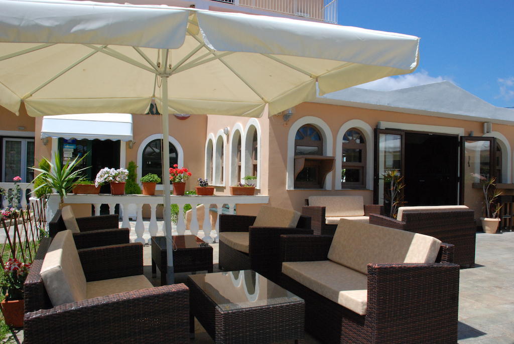 Seabird Hotel Moraḯtika Ngoại thất bức ảnh